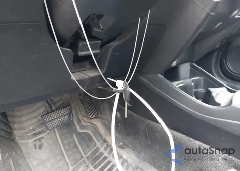 2010 Honda Fit Sport z USA, uszkodzony, nr VIN JHMGE8H41AS007937